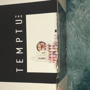 Temptu Pro Plus Professional Makeup Airbrush Kit